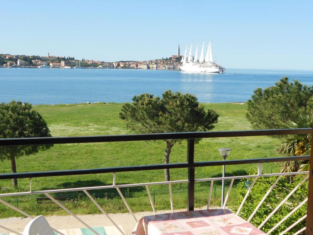 Stella Mare Apartments Rovinj Eksteriør billede